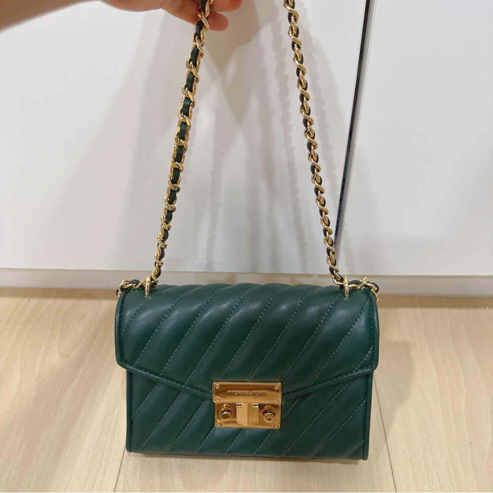 (NWT) Michael Kors Small Rose Quilted Leather Shoulder Bag In Racing Green